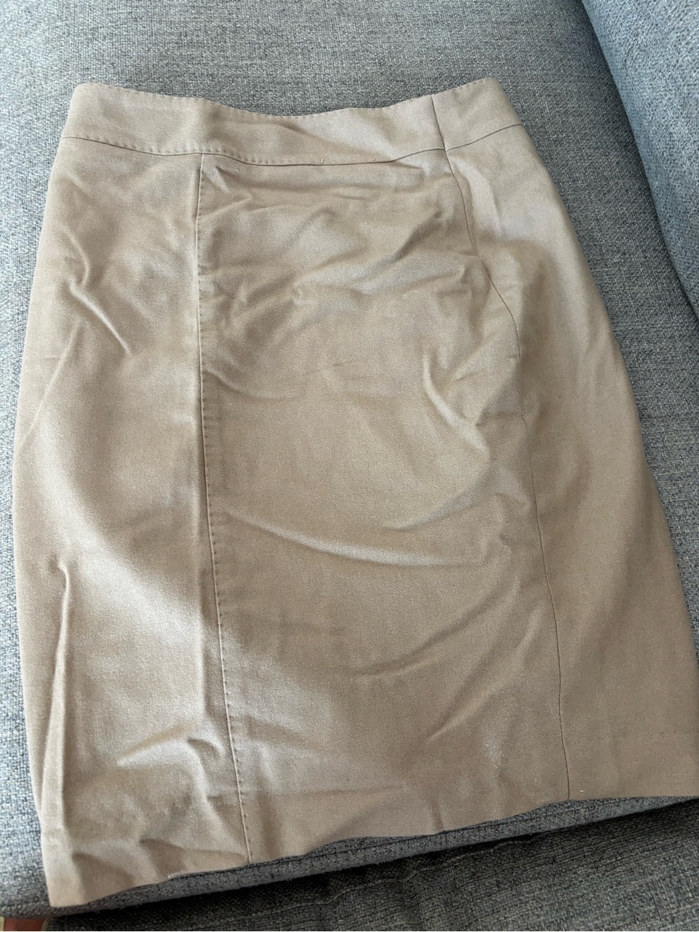 Gucci Women's Tan Pencil Skirt size 4